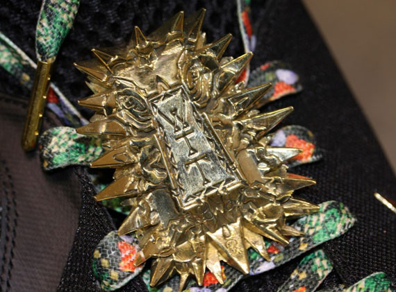 Nike LeBron 9 ‘Watch The Throne’ Jewel Piece By Gabriel Urist