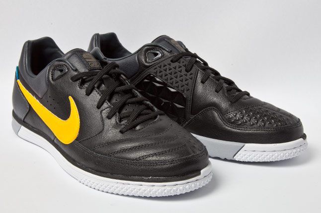 Nike Street Gato Wasp 3