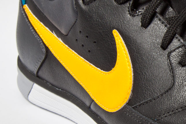 Nike Street Gato Wasp 4