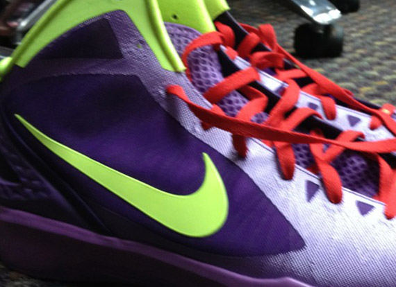 Nike Zoom Hyperdunk 2011 – Pau Gasol ‘Christmas Day’ PE