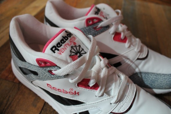 Reebok Ventilator - White - Black - Pink