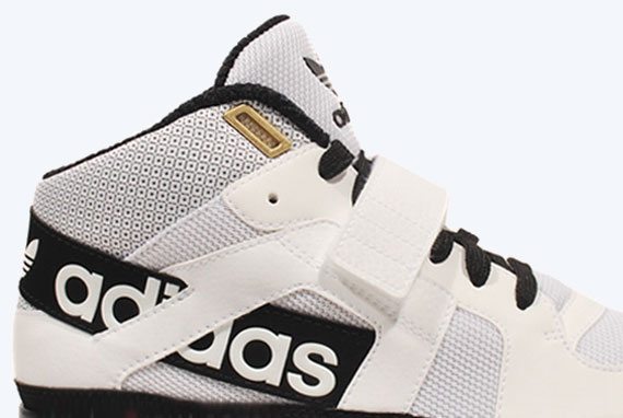 adidas Originals adiMEGA Torsion Flex Trek