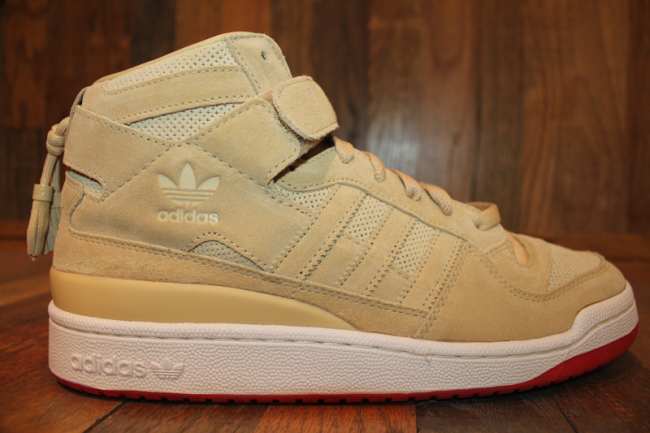 Adidas Originals Forum Mid Wheat Tassles 01