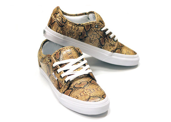 In4mation X Vans Chukka Low Rattles 3