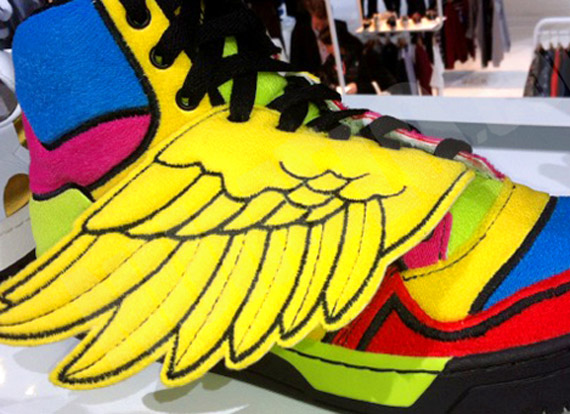 Jeremy Scott x adidas Originals JS Wings – Multicolor Fleece