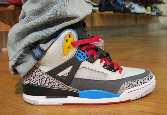 Jordan Spizike Bordeaux On Foot Images 4