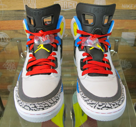 Jordan Spizike Bordeaux On Foot Images 9