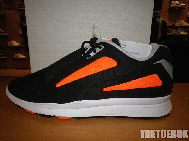 Nike Air Current 41