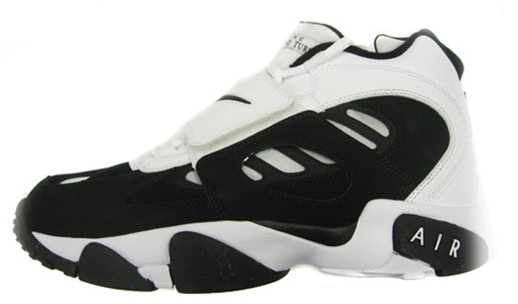 Nike Air Diamond Turf Ii White Black 1