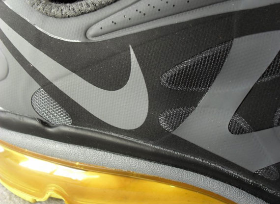 Nike Air Max 2012 Livestrong New Images 3