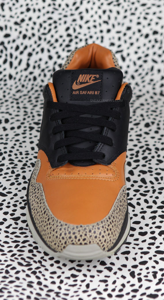 Nike Air Safari 87 25th Anniversary 17