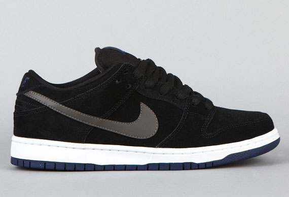 Nike Sb Dunk Low Black Midnight Fog Midnight Navy 1