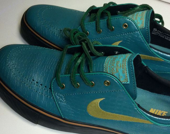 Nike SB Zoom Stefan Janoski – Turquoise Croc-Skin Sample