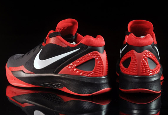 Nike Zoom Hyperdunk 2011 Low Black White Sport Red 5