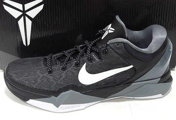 Nike Zoom Kobe Vii Black White Wolf Grey Cool Grey 1
