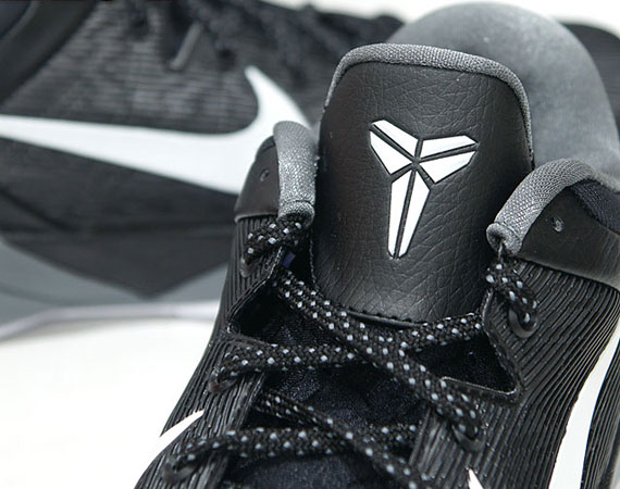 Nike Zoom Kobe VII - Black - White - Wolf Grey - Cool Grey