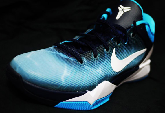 Nike Zoom Kobe Vii Shark New Photos 3