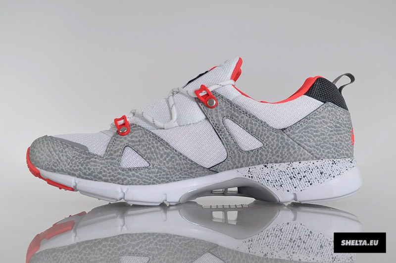Reebok Ventilator Hls White Cement Cherry 3