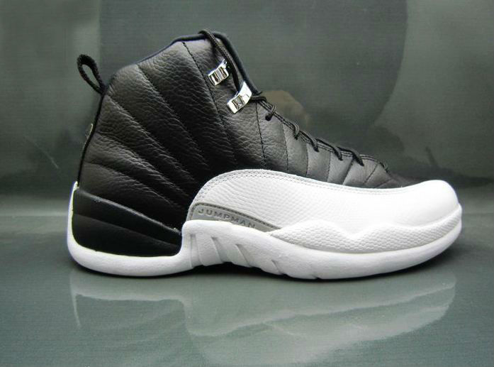Air Jordan 12 Retro Black White True Red 2
