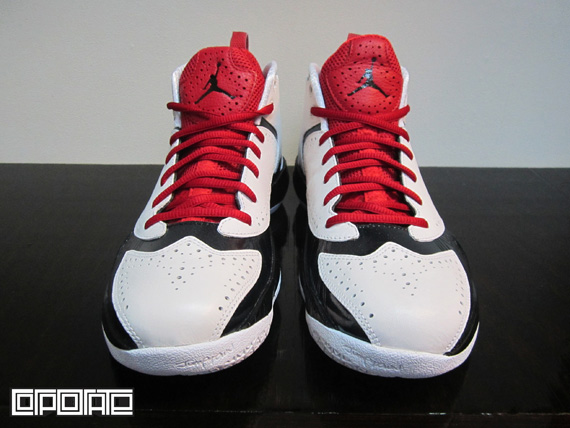 Air Jordan 2012 Q E Arriving At Retailers 4