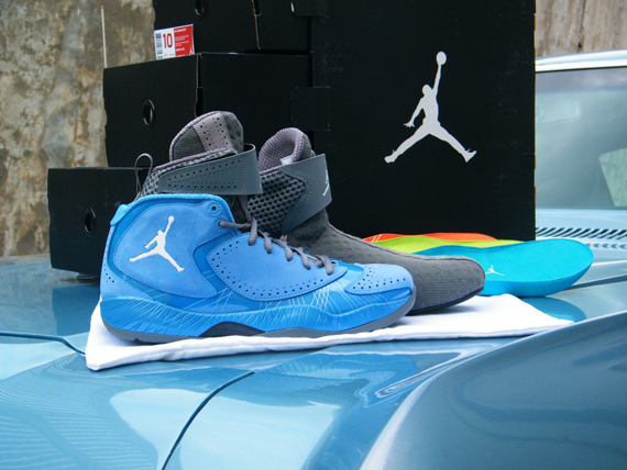 Air Jordan 2012 Univ Blu Rck 3