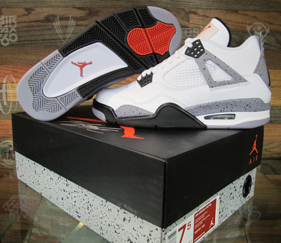 Air Jordan Iv White Cement Moes 5