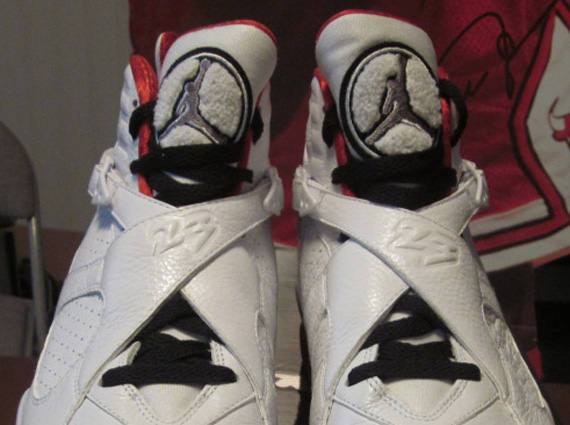 Air Jordan VIII ‘History Of Flight’ – Available on eBay