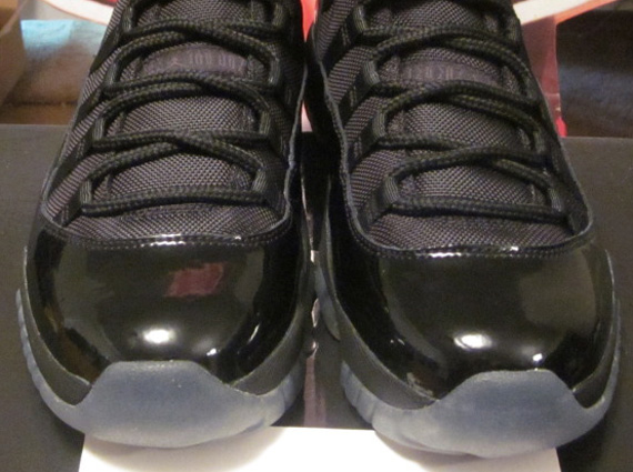 Air Jordan XI 'Blackout' - New Images