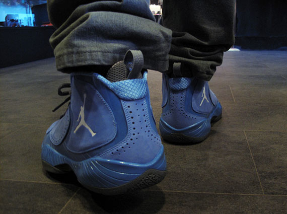 Air Jordan 2012 Deluxe ‘UNC’ – Release Reminder