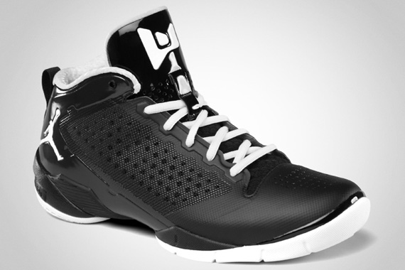 Jordan Fly Wade 2 Black White Official Images 3