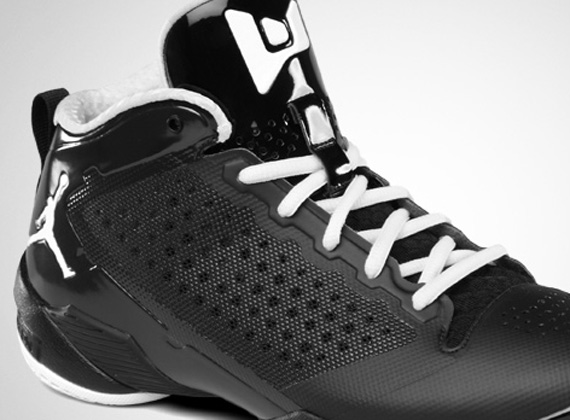 Jordan Fly Wade 2 Black White Official Images 4