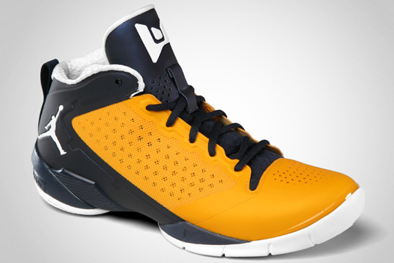 Jordan Fly Wade 2 Marquette Official Images 3