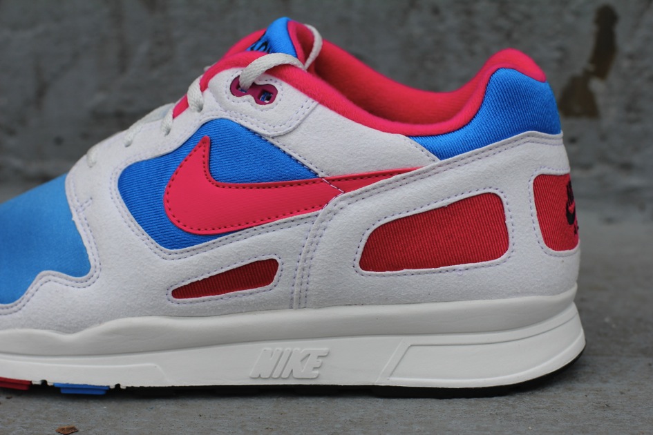 Nike Air Flow – Photo Blue – Voltage Cherry | Available