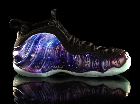 Nike Air Foamposite One Galaxy Detailed Look 10