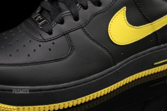 Nike Air Force 1 Low – Black – Varsity Maize