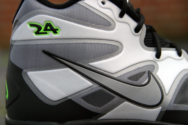 Nike Air Max Griffey Fury Black White Action Green 09