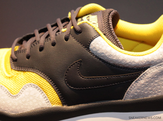 Nike Air Safari Yellow Black Beige 6