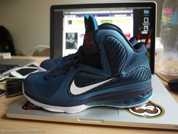 Nike Lebron 9 Swingman Feet 2