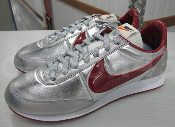 Nike Tailwind Night Track Tz 16