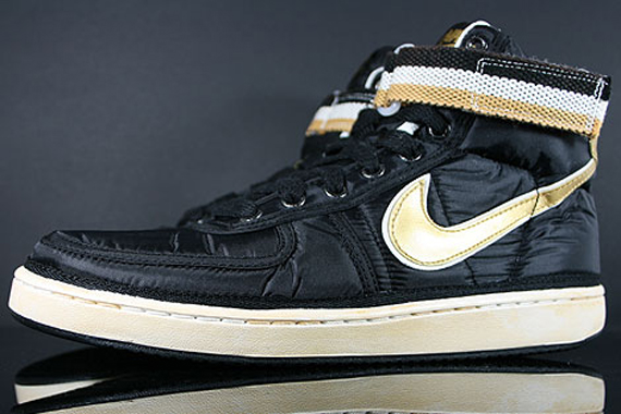 Nike Vandal High Supreme Vintage Black Metallic Gold White 3