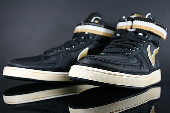 Nike Vandal High Supreme Vintage Black Metallic Gold White 4