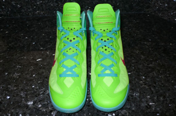 Nike Wmns Zoom Hyperenforcer Easter Sample 2