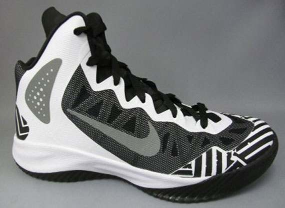 Nike Zoom Hyperenforcer – Black – White – Stripes