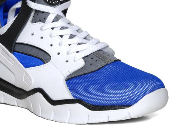 Nike Huarache Basketball 2012 – White – Black – Soar