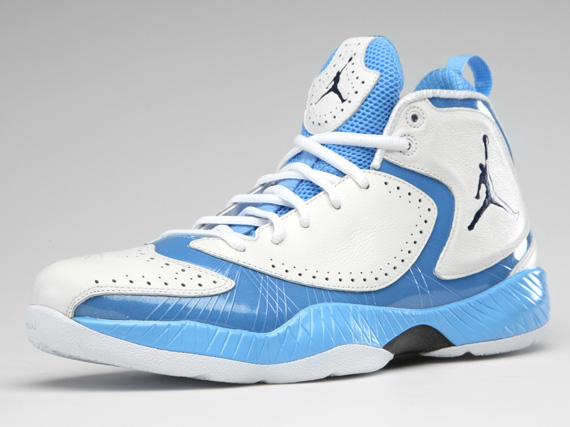 Air Jordan 2012 March Madness Unc 1