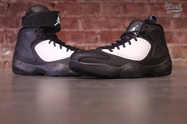 Air Jordan 2012 Tinker Hatfield Qs Arriving At Retailers 2