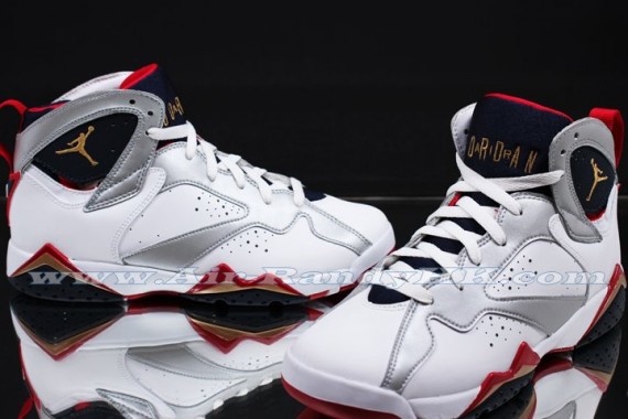 Air Jordan 7 GS ‘Olympic’