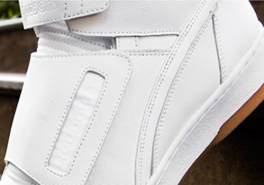 CHAPTER x Reebok CL Alien Stomper – White