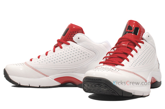 Jordan D Reign White Red Black 2