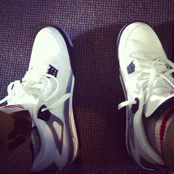 Kicks On A Plane 5